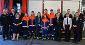 Besuch von Elke Büdenbender bei der Jugendfeuerwehr der FF München